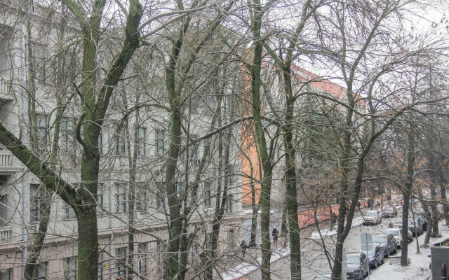 Apartments on Bolshaya Pokrovskaya street