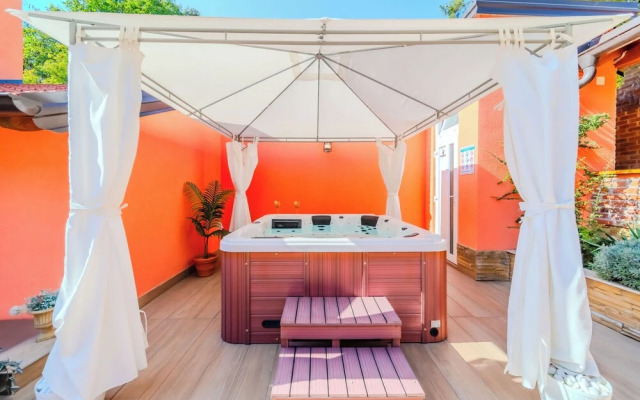 Countess House With Jacuzzi and Sauna