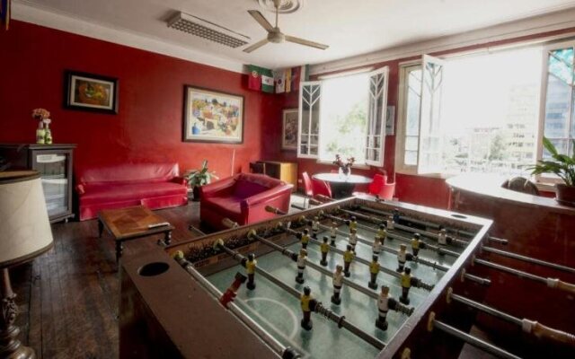 Flying Dog Backpackers Hostel