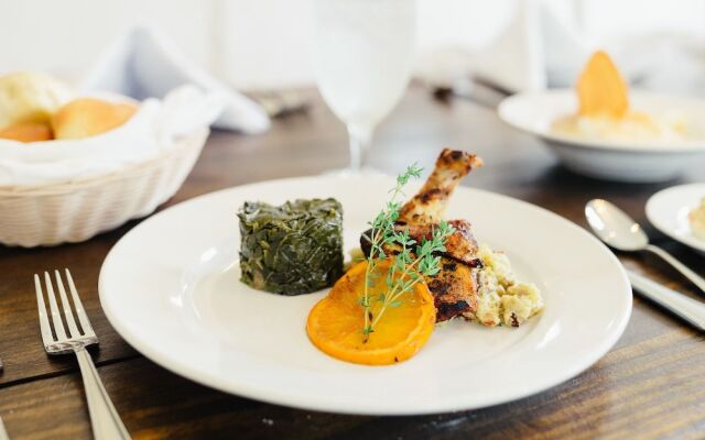 The Historic Hill House and Farm