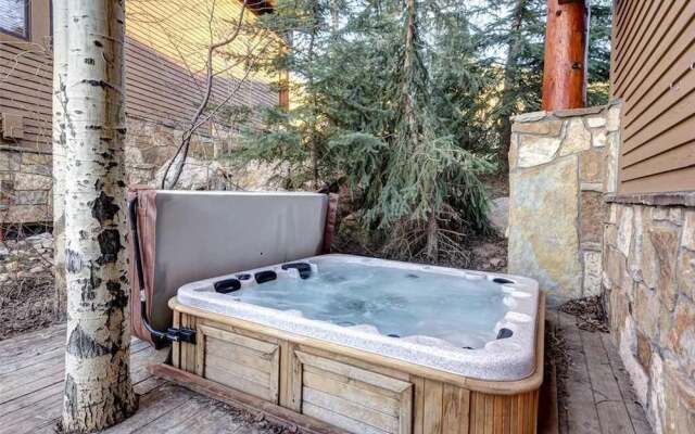 Aspen Hollow #2 5 Bedroom Condo