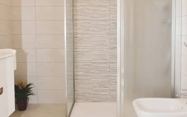 Brand New Apartmentcecilia Residence Apt N5