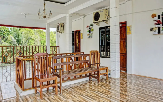 OYO Life 92021 Dua Putra Homestay Klayar