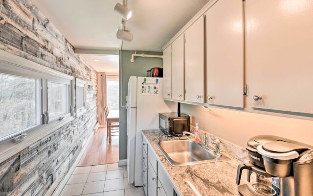 Mountain Condo w/ Views: Near Hiking & Biking!