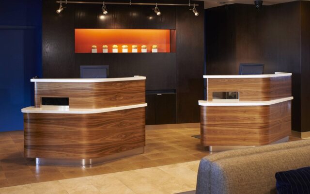 Courtyard by Marriott Detroit Utica