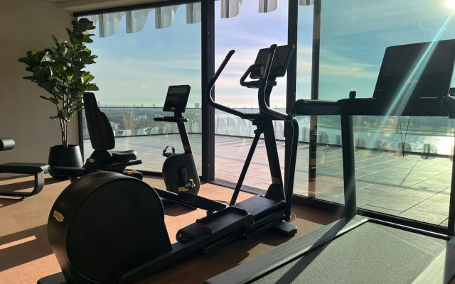 The Zipper Hotel & Apartments