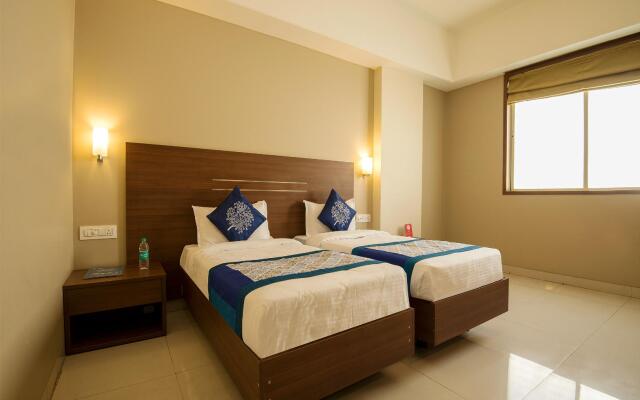 OYO 9989 Hotel Classic Executive