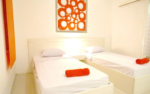 Oyo 1489 Simona Hotel