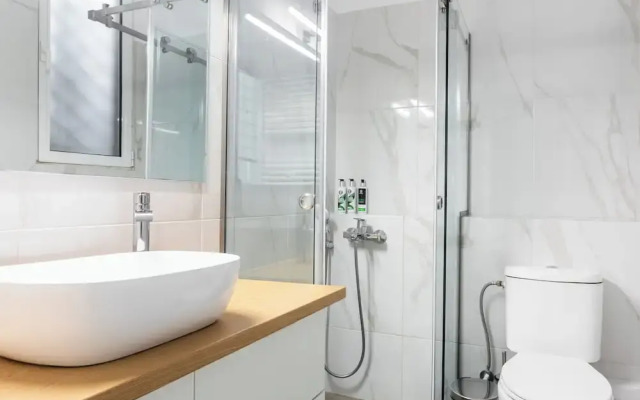 The Gate by Zoia Living