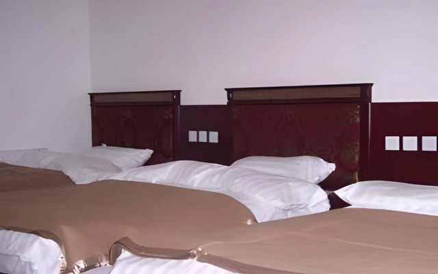 Jiuzhaigou Jingyue Resort