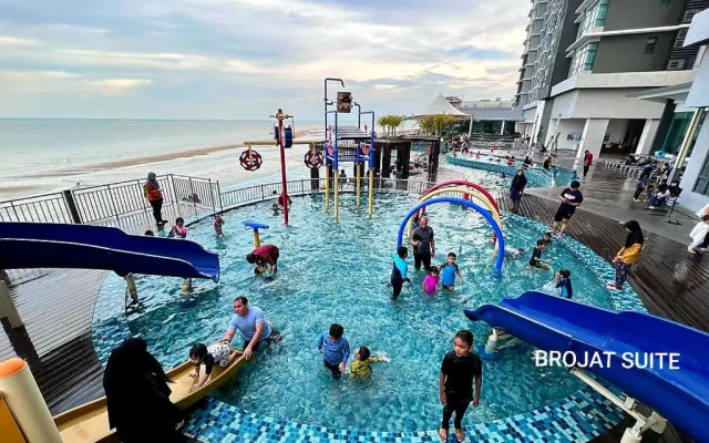 Brojat Suite Family Sea View @ Imperium Residence