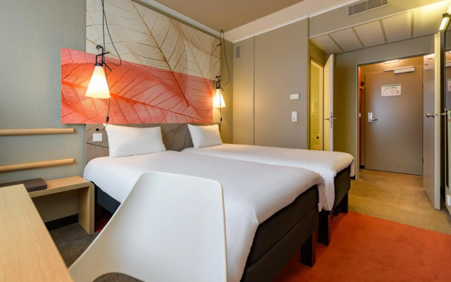 Peyk Hotel