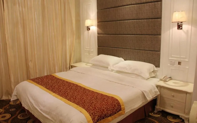 Zhengzhou Jindefu Hotel