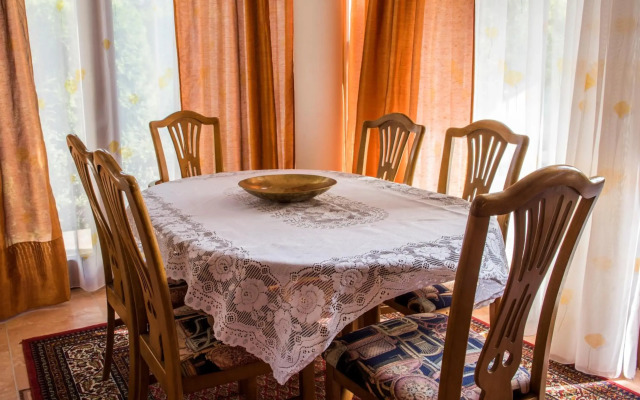 Feng Shui Wellness Apartmanhaz Heviz