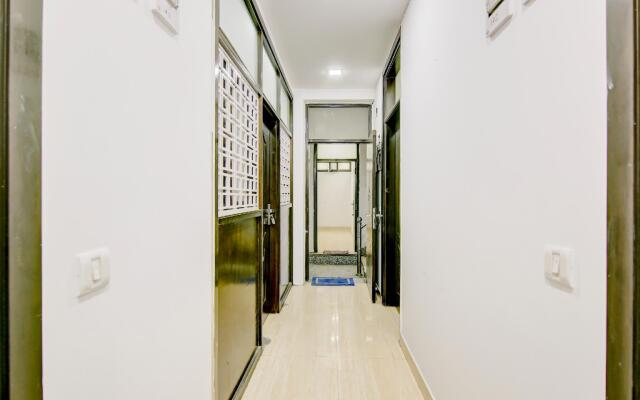OYO 78876 The Premium Villa