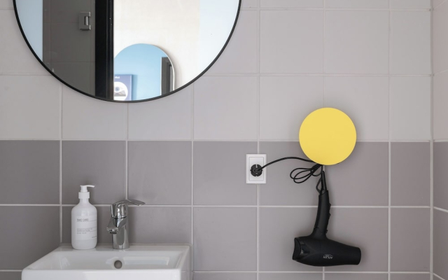 Daniel & Jacob's urban studios and boutique apartments