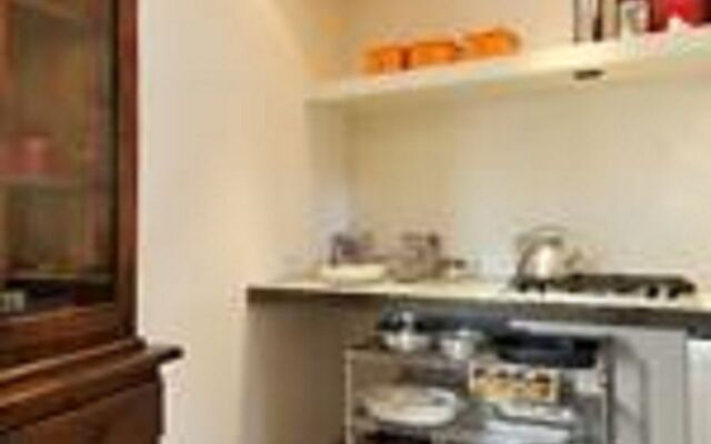 Venice Rialto Apartment With Balcony