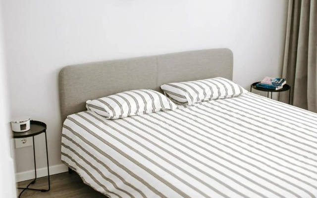 SunsetView Apartment