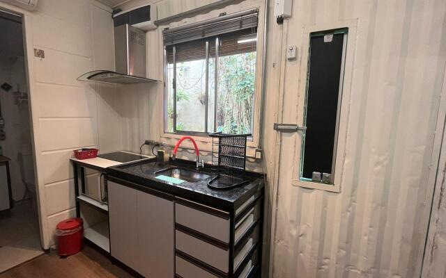 Estúdios Conteiners de 02 a 04 hóspedes região lapa