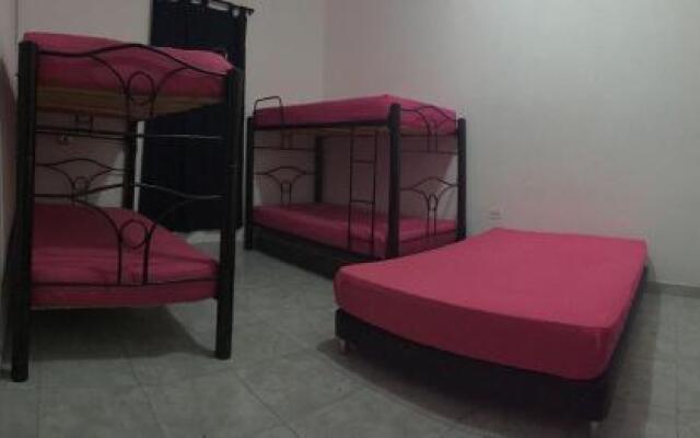 Cande Hostel