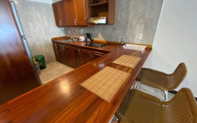 Apartamento con Playa Privada en Sunrise