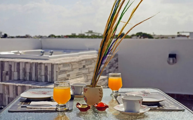 Ca' del Sol Condo Hotel