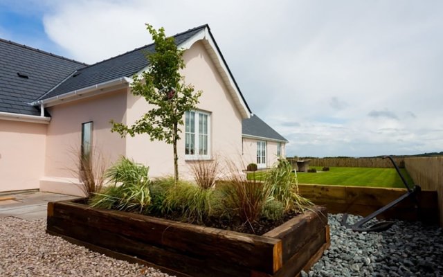 Lligwy Beach Cottage