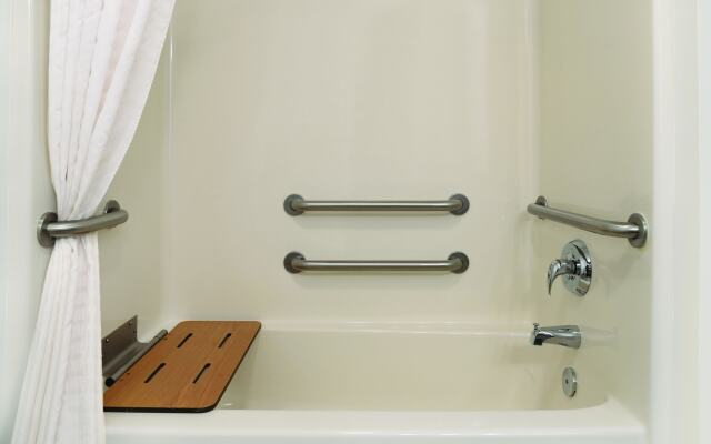 Country Inn & Suites by Radisson, Galena, IL