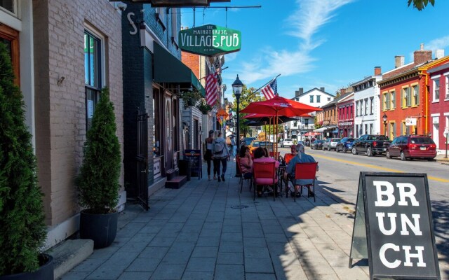 Covington Charm Suites