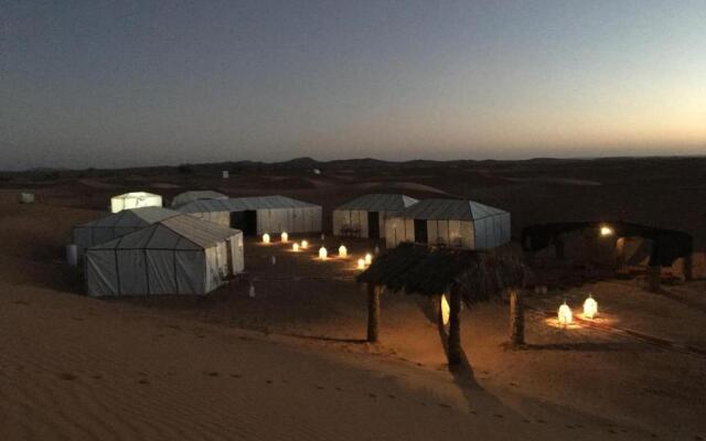 Merzouga Luxury Camp