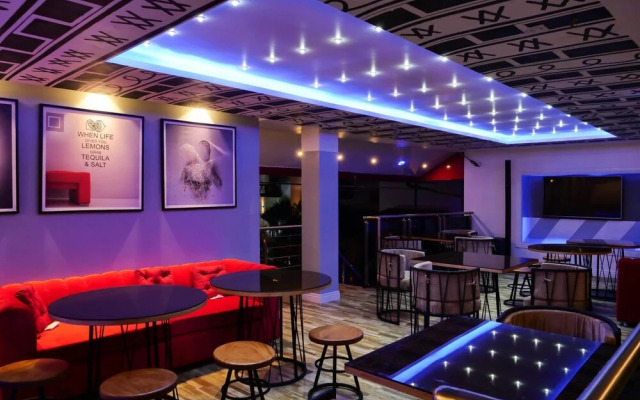 Proof Lounge Hotel