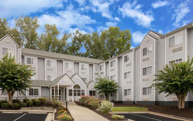 Microtel Inn & Suites by Wyndham Atlanta/Buckhead Area