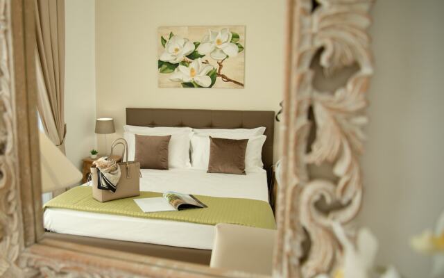 Porta Aragonese Luxury Rooms