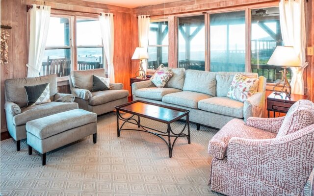 Hillcrest - 4 Br Home