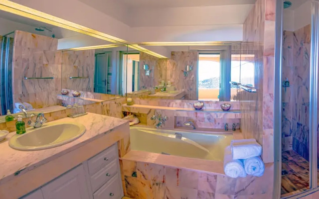 Villa Thalassa Art' B&B