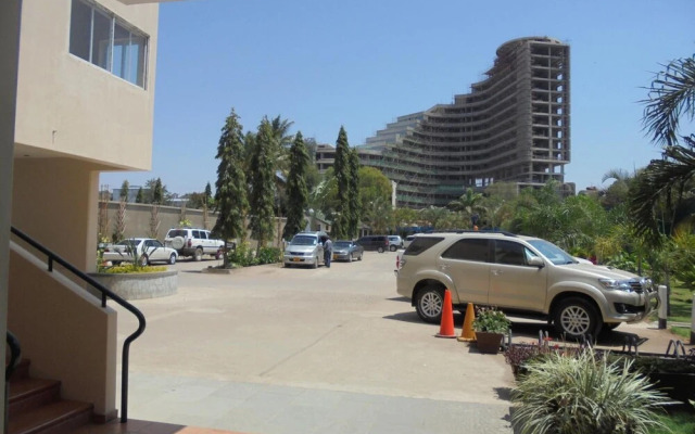 Ryan's Bay Hotel