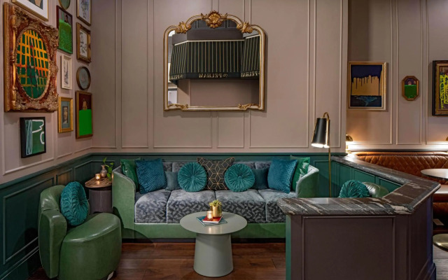 The Pelham Hotel