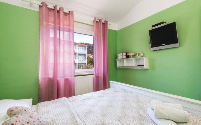 Amazing Home in Rab With Wifi and 3 Bedrooms