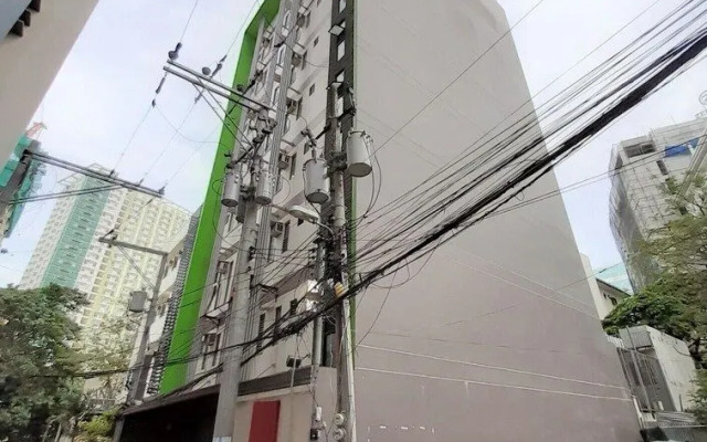 OYO 442 ipark Hotel