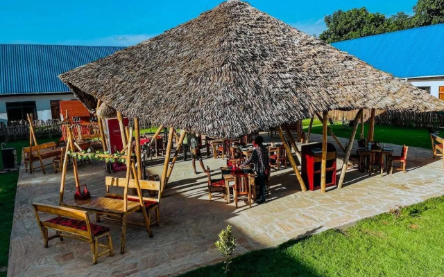 Dream Stay Lodge and Restaurant