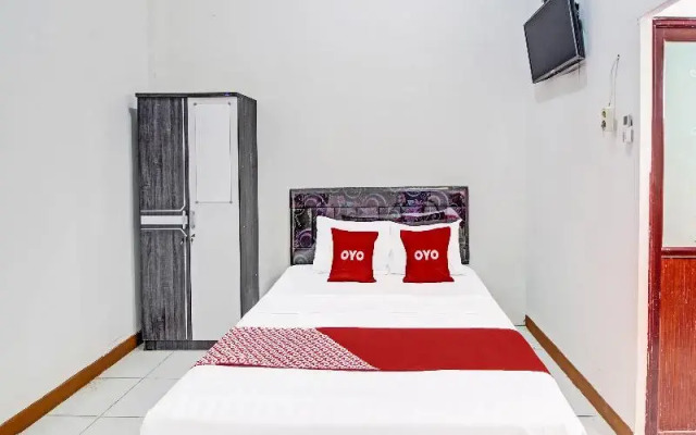 Moza Guest House by OYO