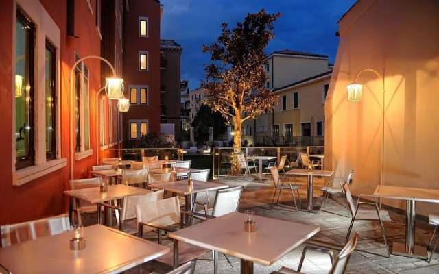 Venice Roulette Hotel 4*