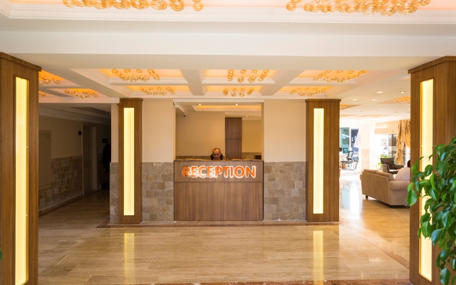 Отель Rich Melissa 