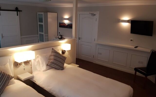 Maclean Guest House