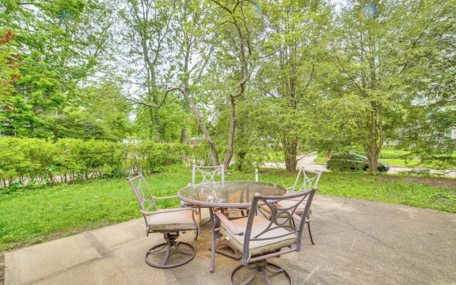 Charming Champaign Victorian w/ Deck!