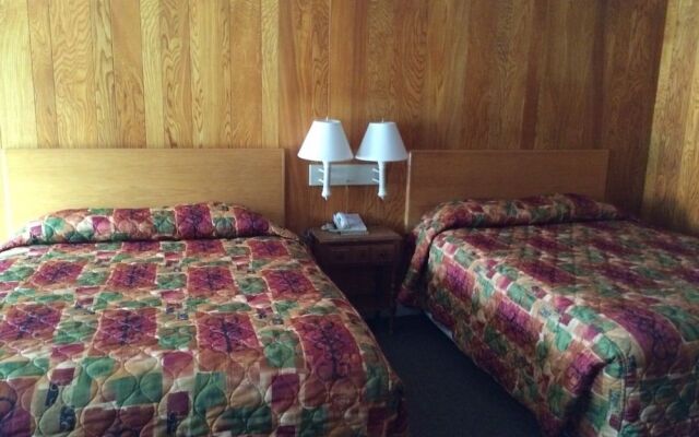 Wild Chinook Inn