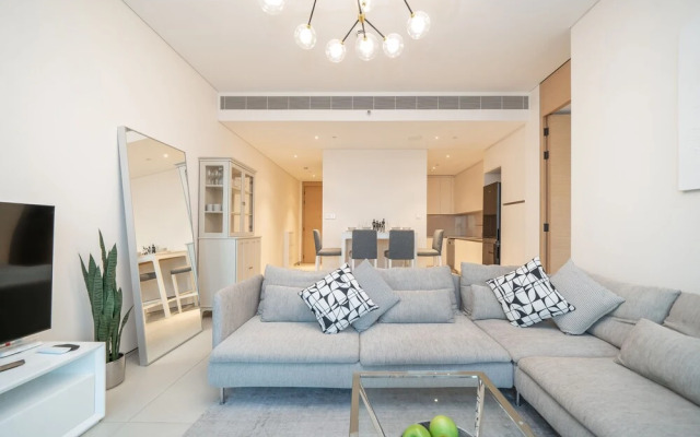 Jumeirah Gate Tower - Luton Vacation Homes