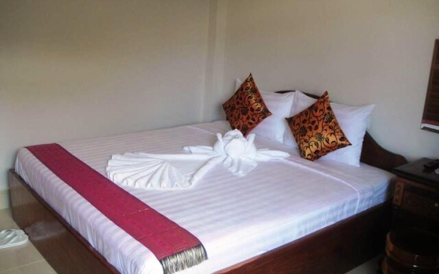 Reaksmey Krong Kep Guesthouse