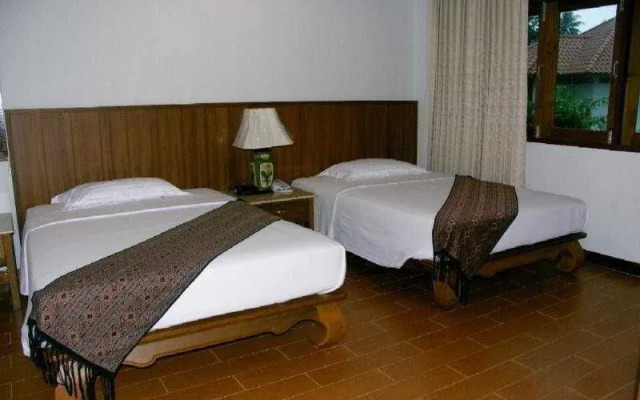 Sailom Resort Bangsaphan