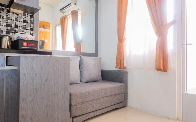 Warm and Cozy 2BR Green Pramuka Apartment near Mall